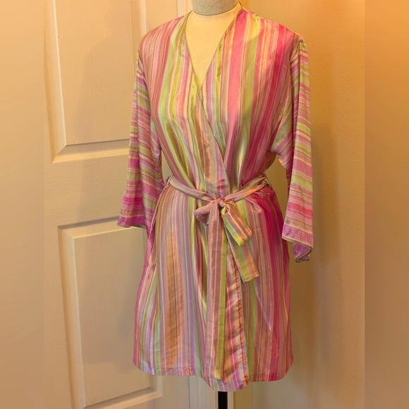 Oscar de la Renta Other - Oscar De La Renta Spring Striped Pink and Green Robe
